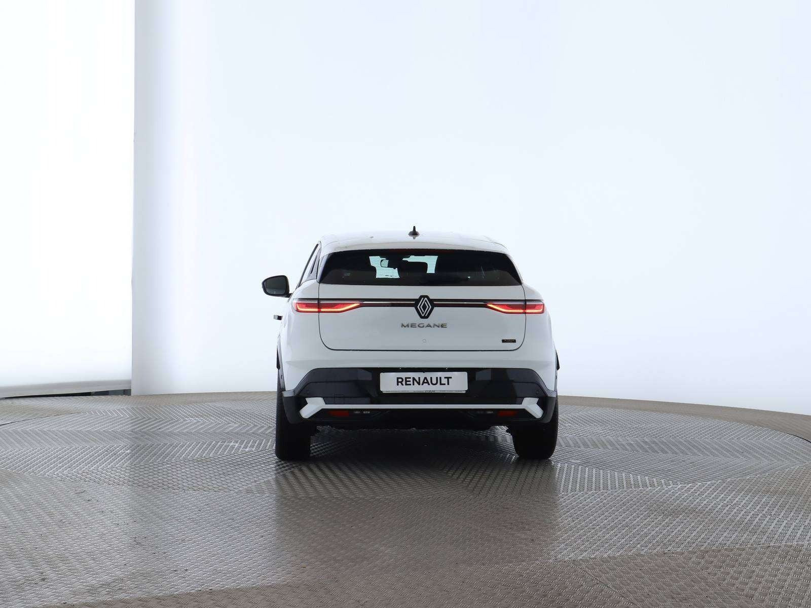 Hvid Renault Megane E-Tech fra 2023