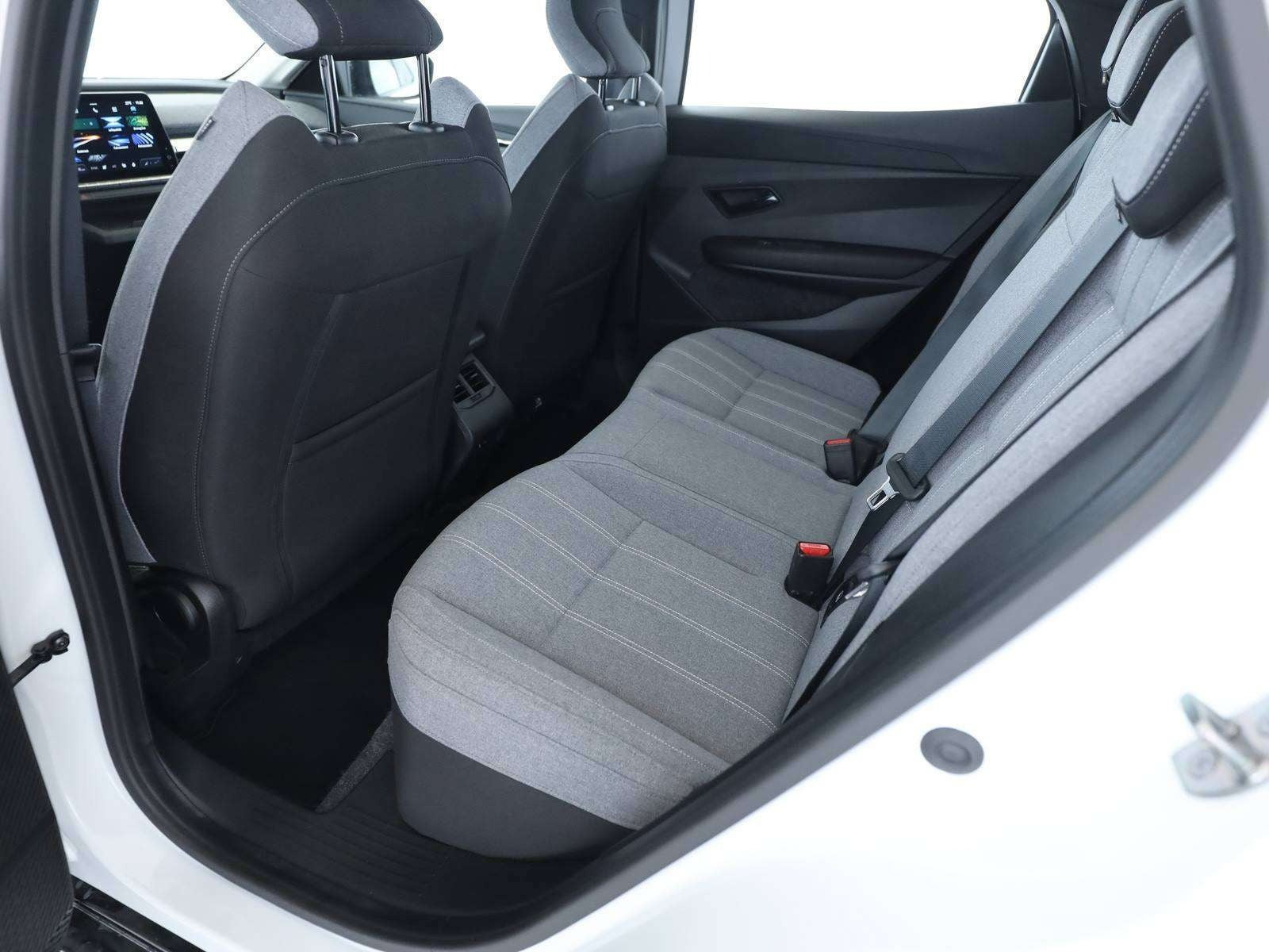 Hvid Renault Megane E-Tech fra 2023