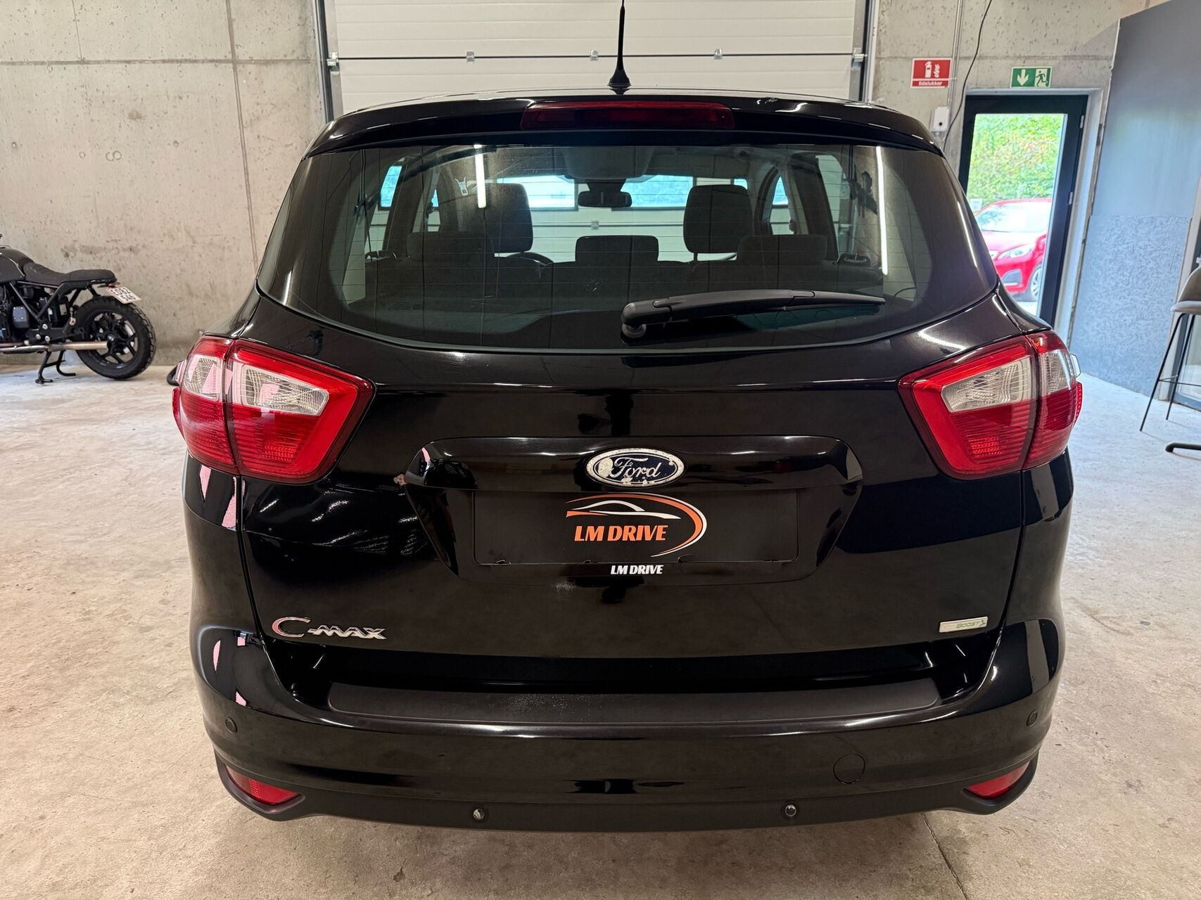 Sort Ford C-MAX fra 2015
