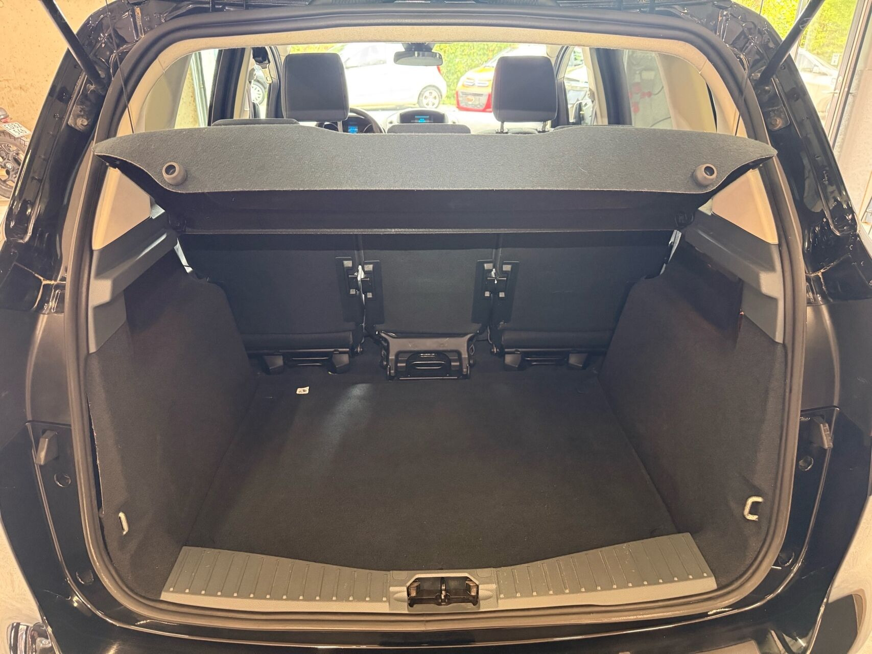 Sort Ford C-MAX fra 2015