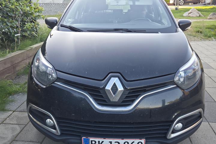 Sort Renault Captur fra 2016