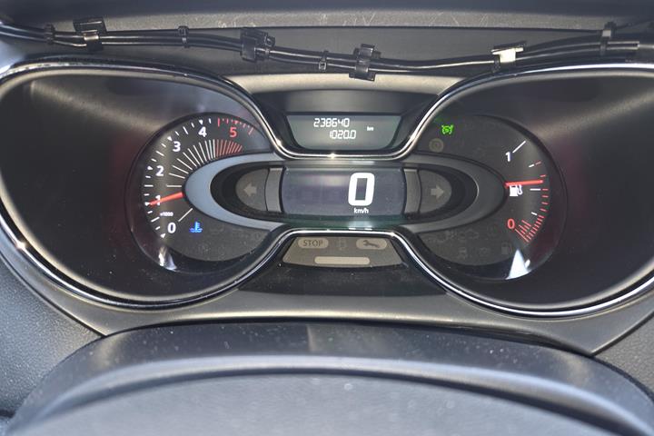 Sort Renault Captur fra 2016