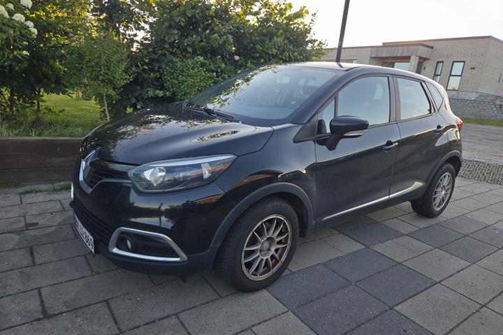 Sort Renault Captur fra 2016