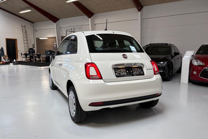 Grøn Fiat 500 fra 2020