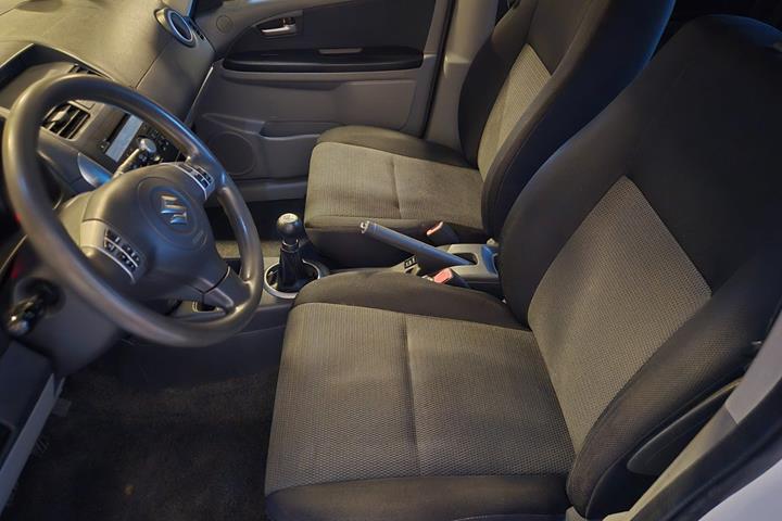Hvid Suzuki SX4 fra 2007