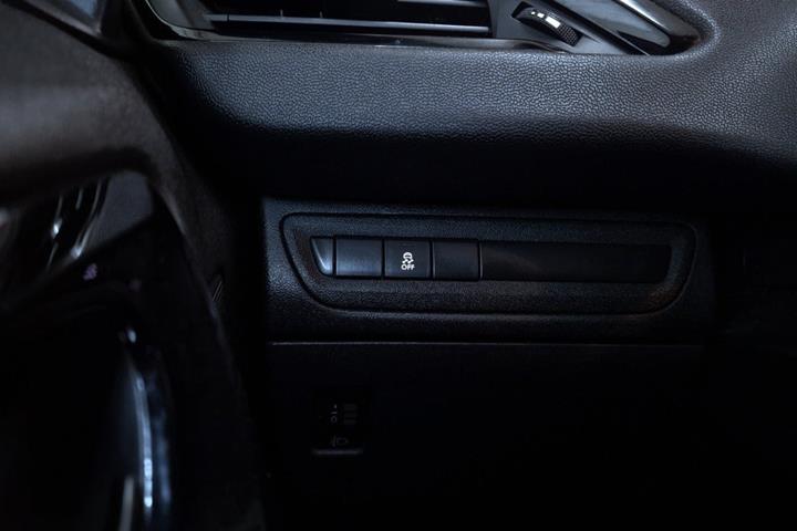 undefined Peugeot 208 fra 2012