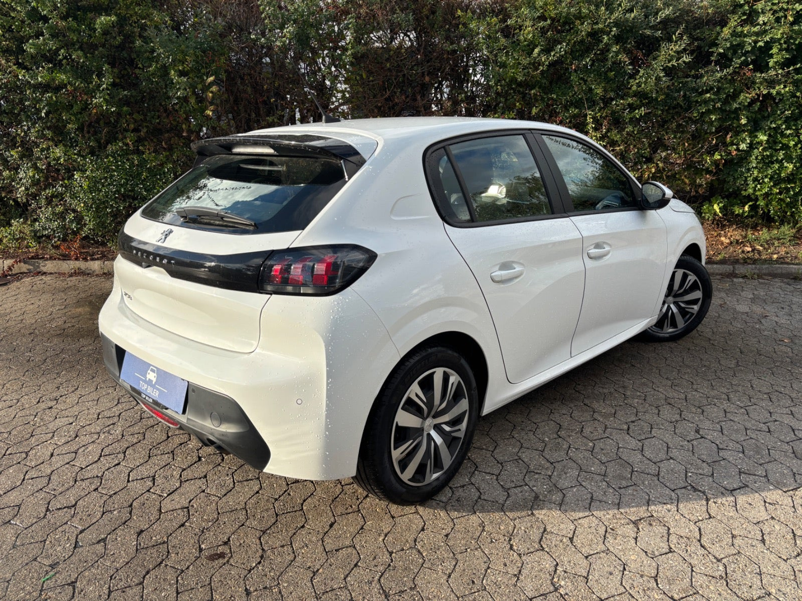 undefined Peugeot 208 fra 2020