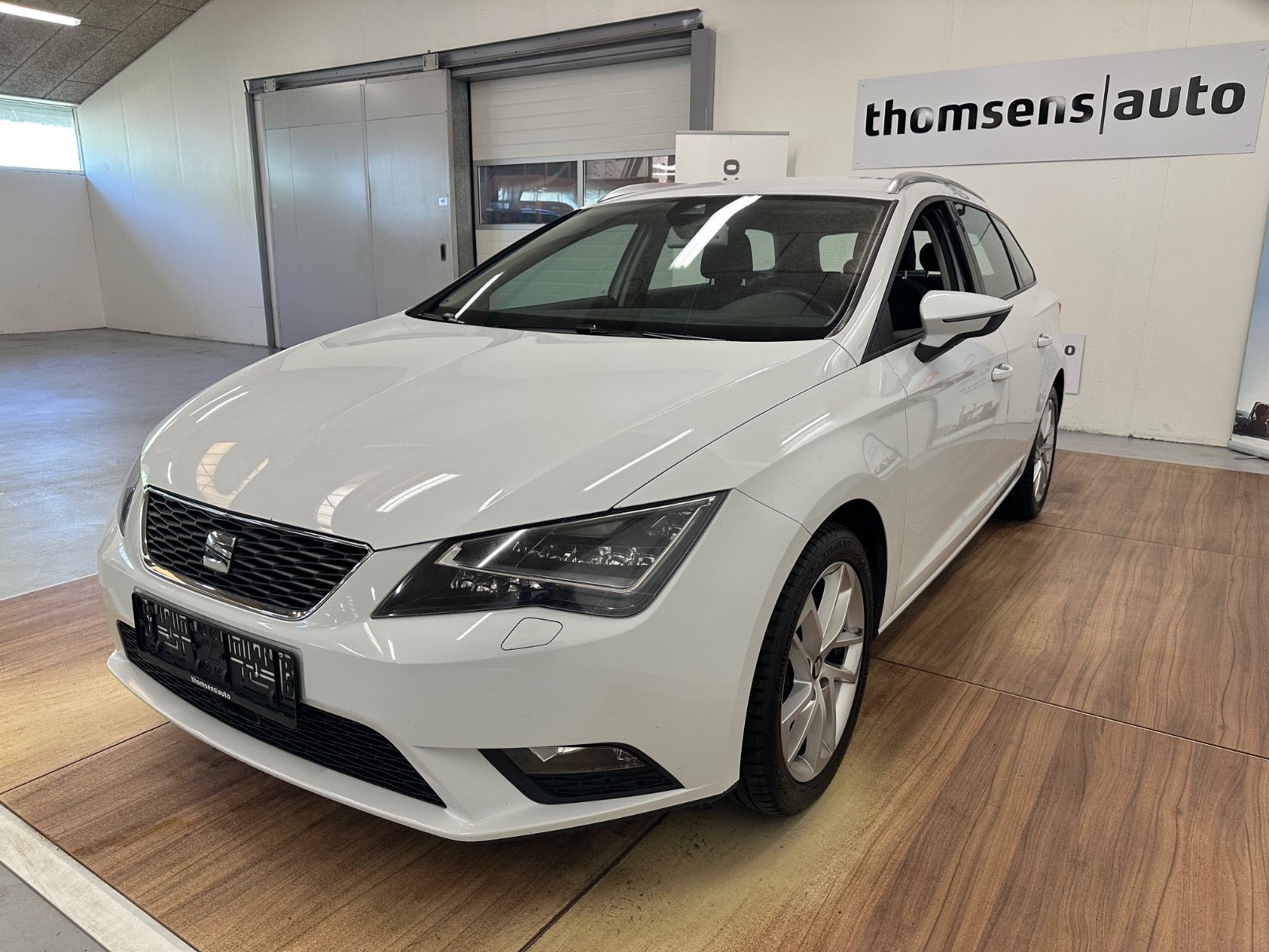 Hvid Seat Leon fra 2015
