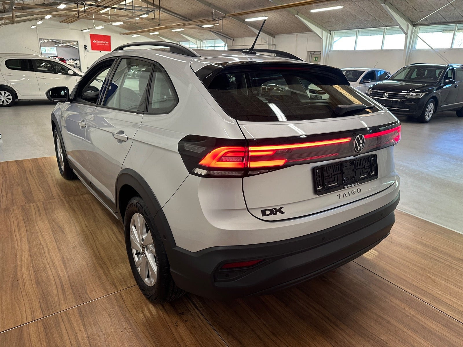 Sølv VW Taigo fra 2022