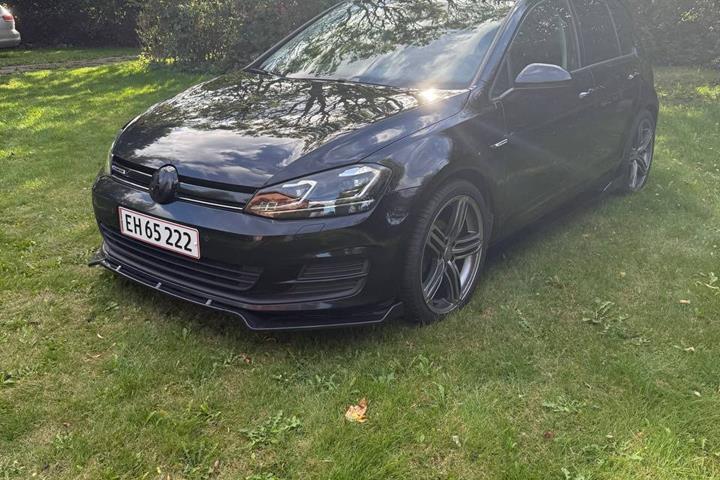 Sort VW Golf fra 2015