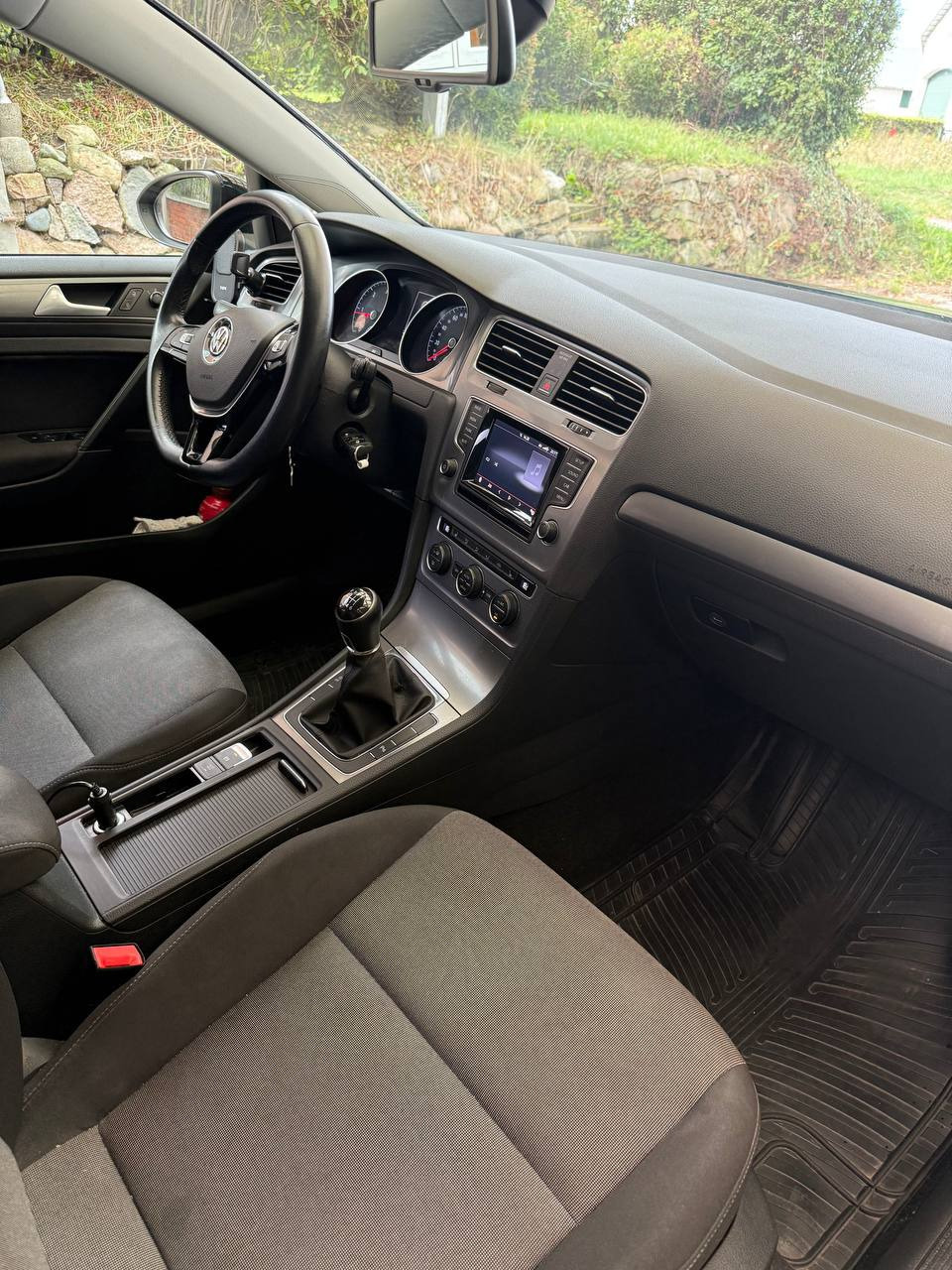 Sort VW Golf fra 2015