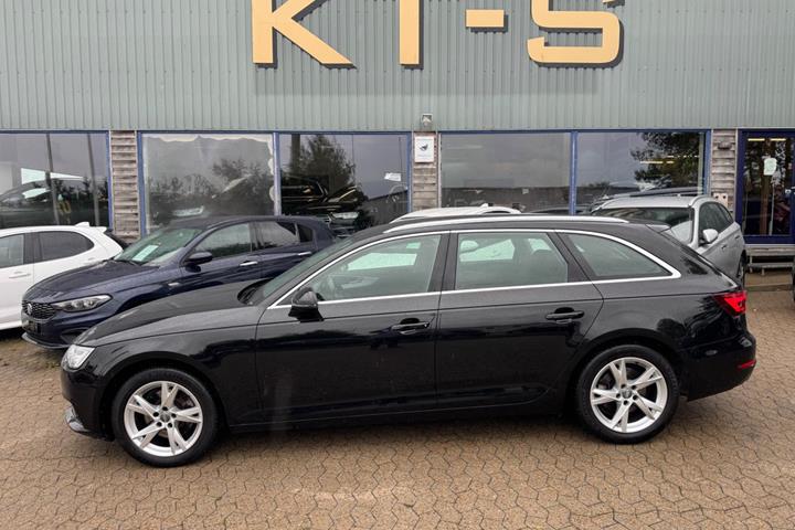 Sort Audi A4 fra 2018