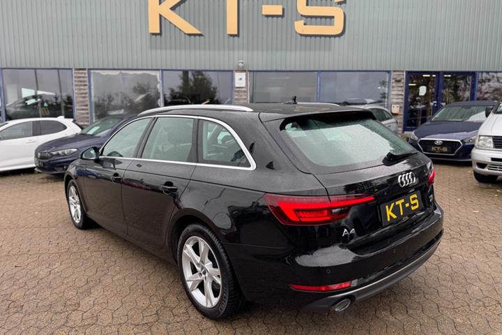 Sort Audi A4 fra 2018