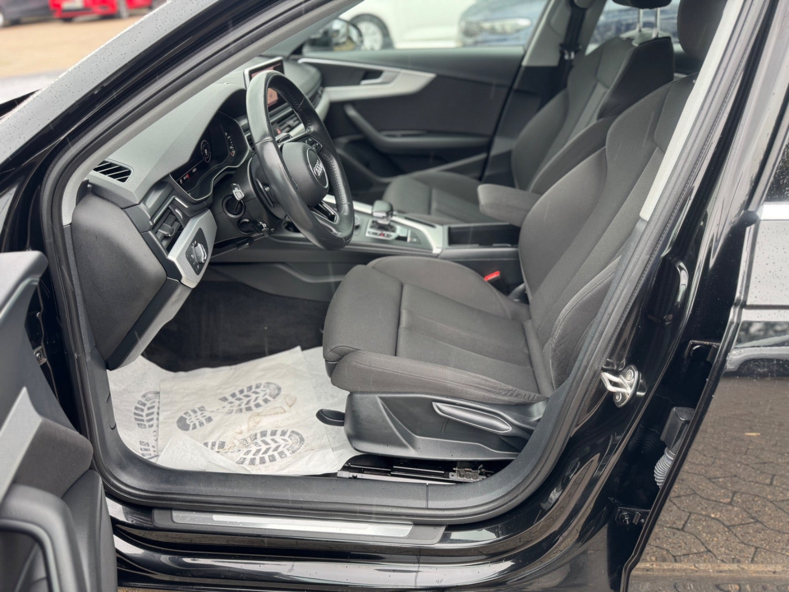 Sort Audi A4 fra 2018