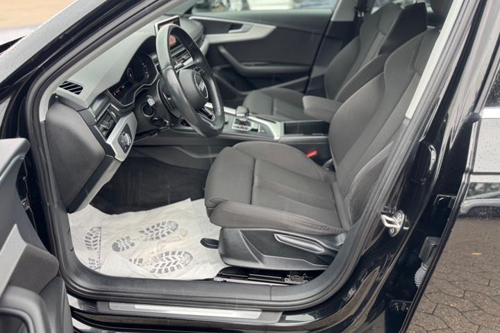 Sort Audi A4 fra 2018