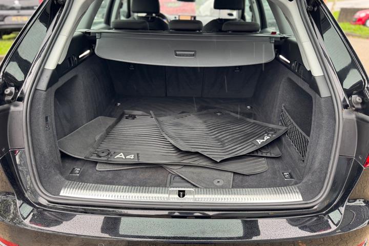 Sort Audi A4 fra 2018