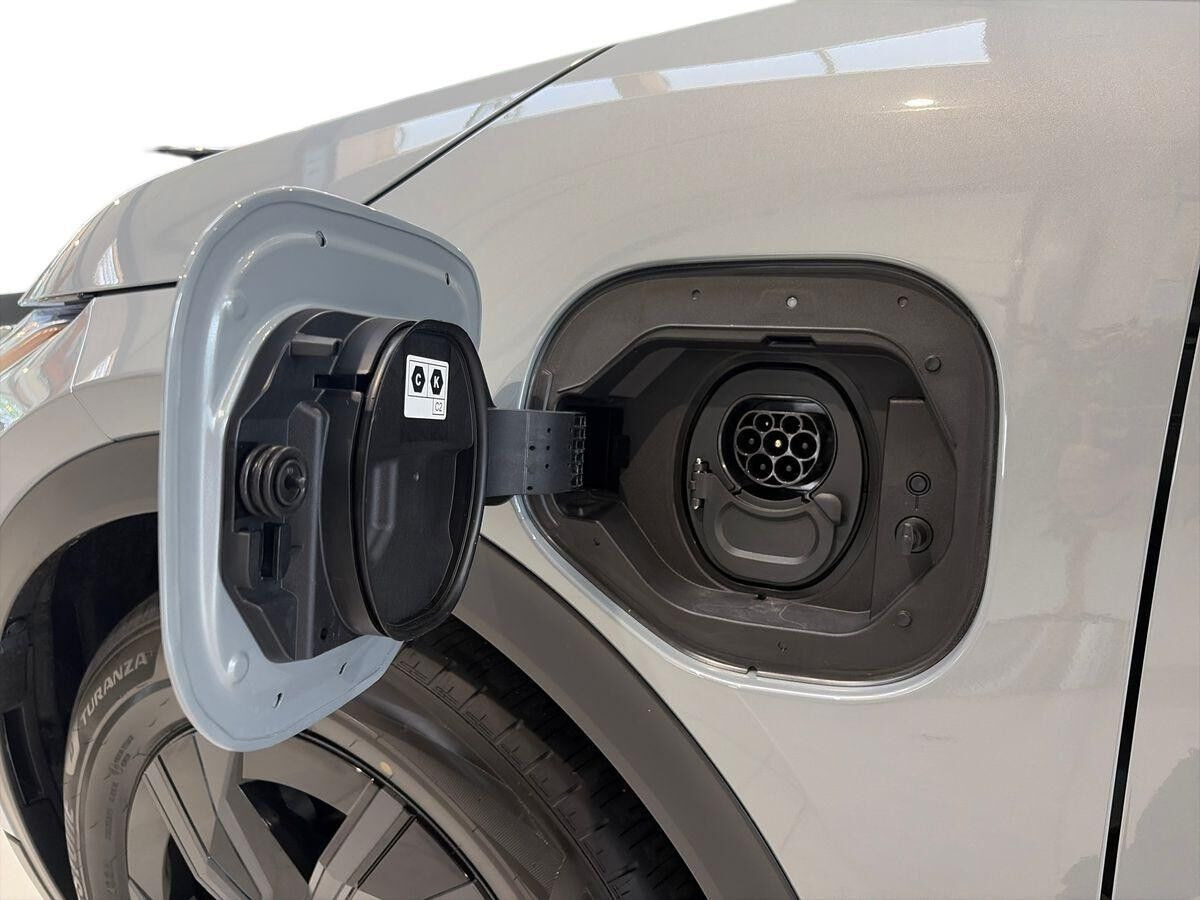 Grå Toyota C-HR+ fra 2026