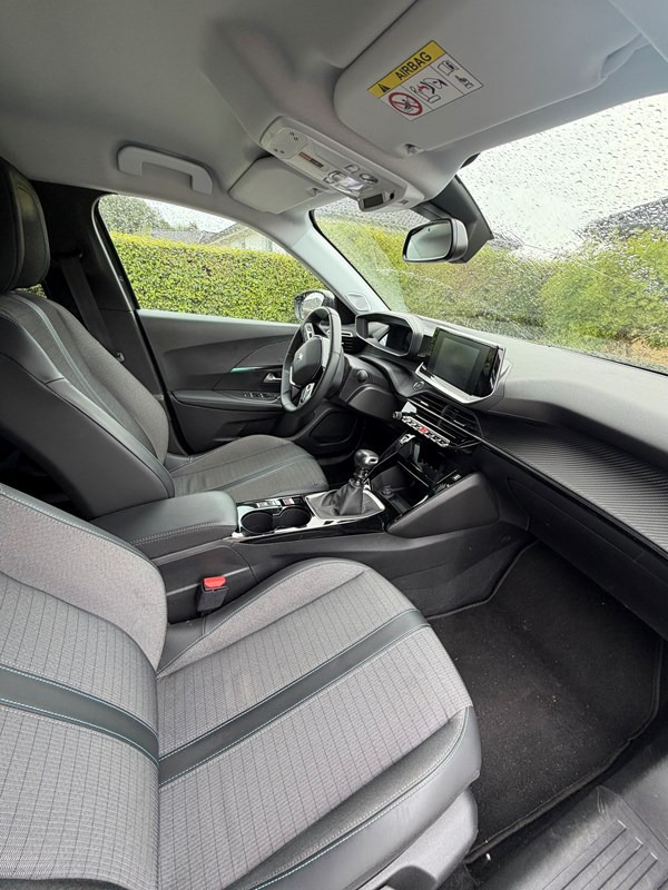 undefined Peugeot 2008 fra 2022