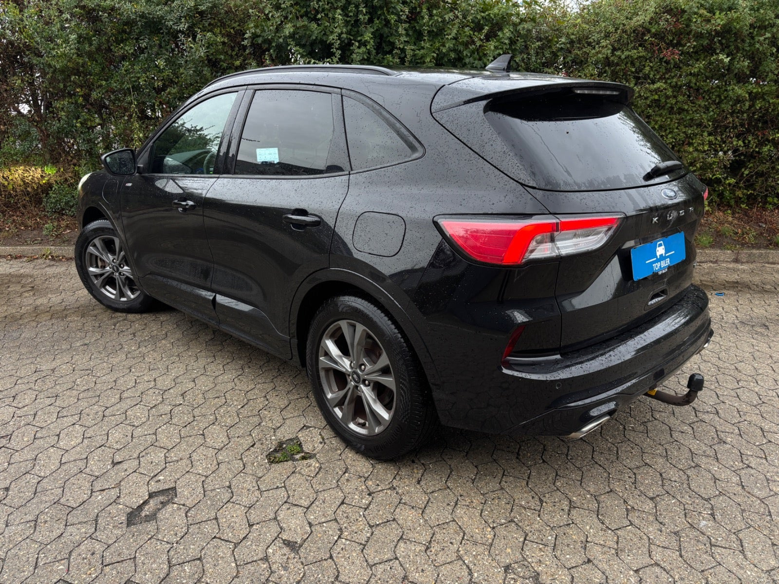 Grøn Ford Kuga fra 2020