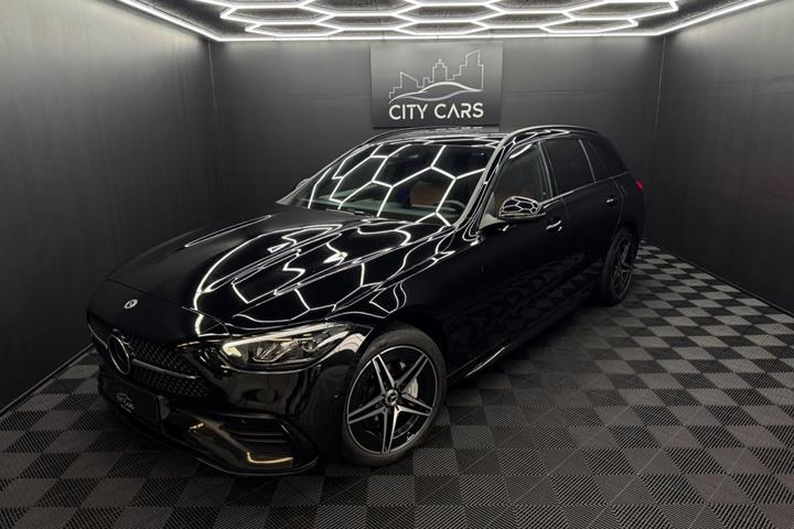 Sort Mercedes C300 e fra 2023