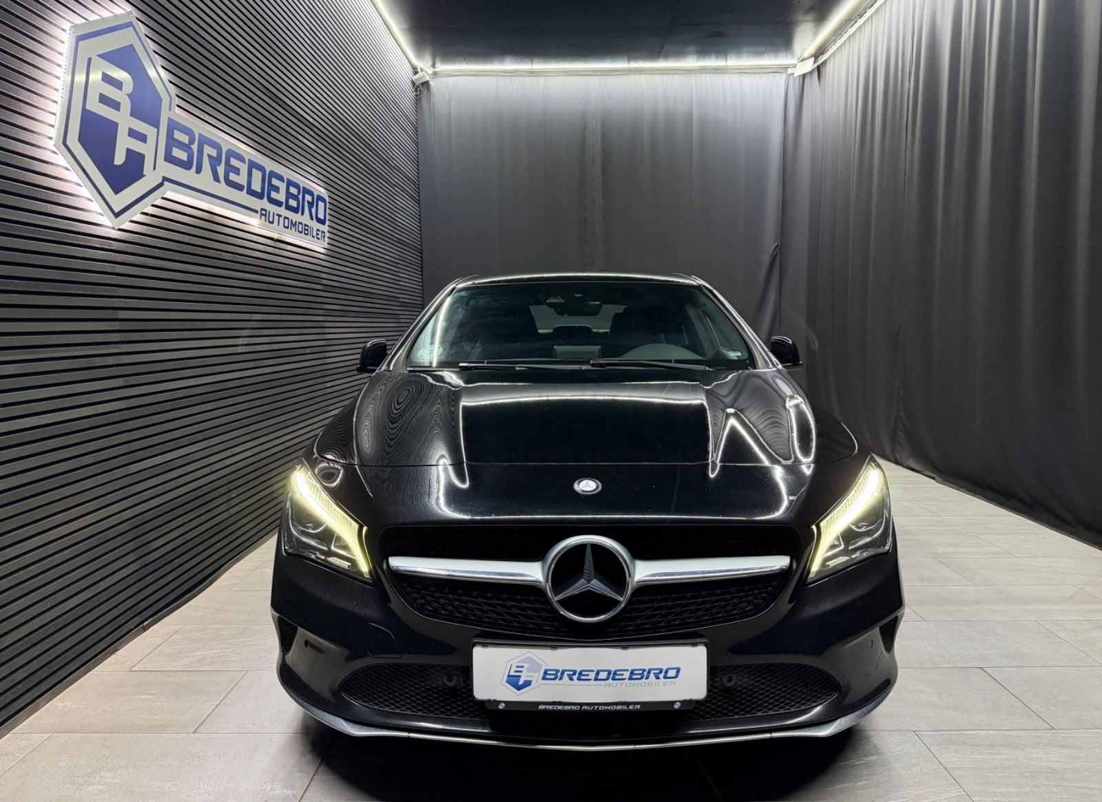 Sort Mercedes CLA200 d fra 2016