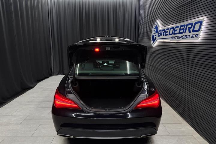 Sort Mercedes CLA200 d fra 2016