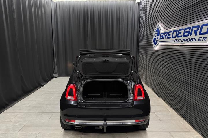 Sort Fiat 500C fra 2020