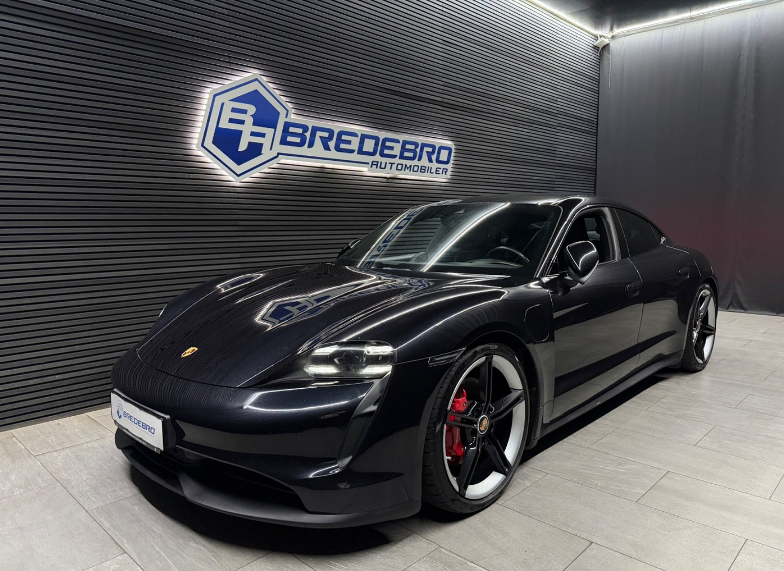 Porsche Taycan 4S