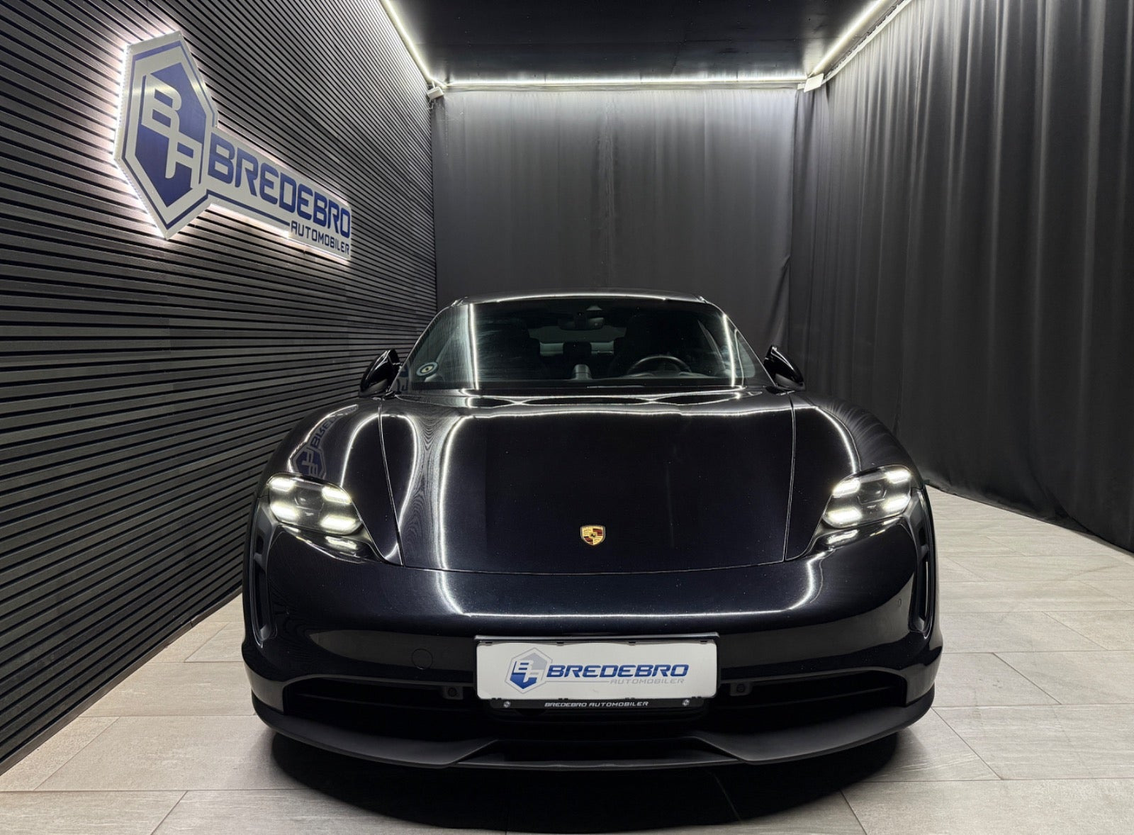 Sort Porsche Taycan 4S fra 2021