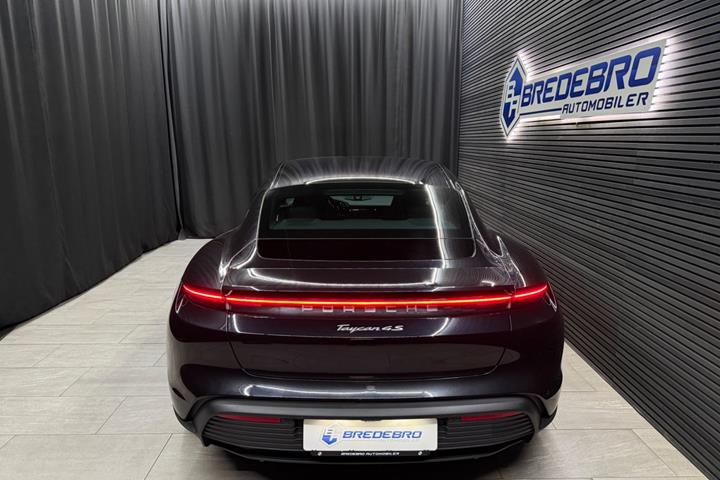 Sort Porsche Taycan 4S fra 2021