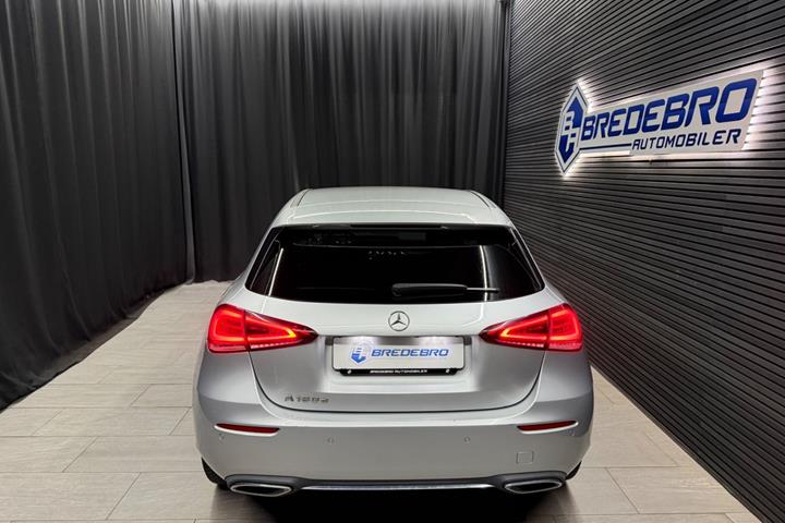 Grå Mercedes A180 d fra 2018