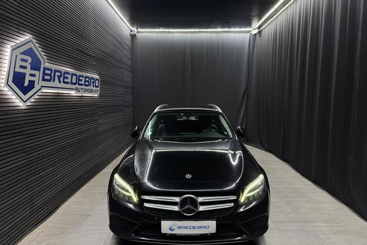 Sort Mercedes C220 d fra 2018