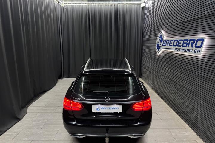Sort Mercedes C220 d fra 2018