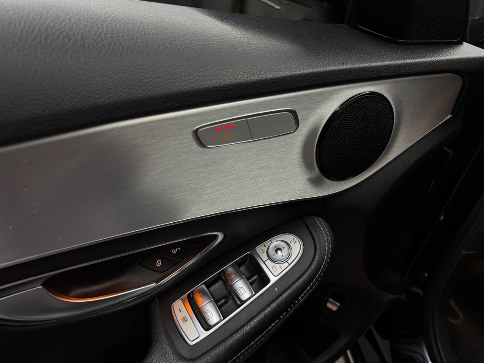 Sort Mercedes C220 d fra 2018
