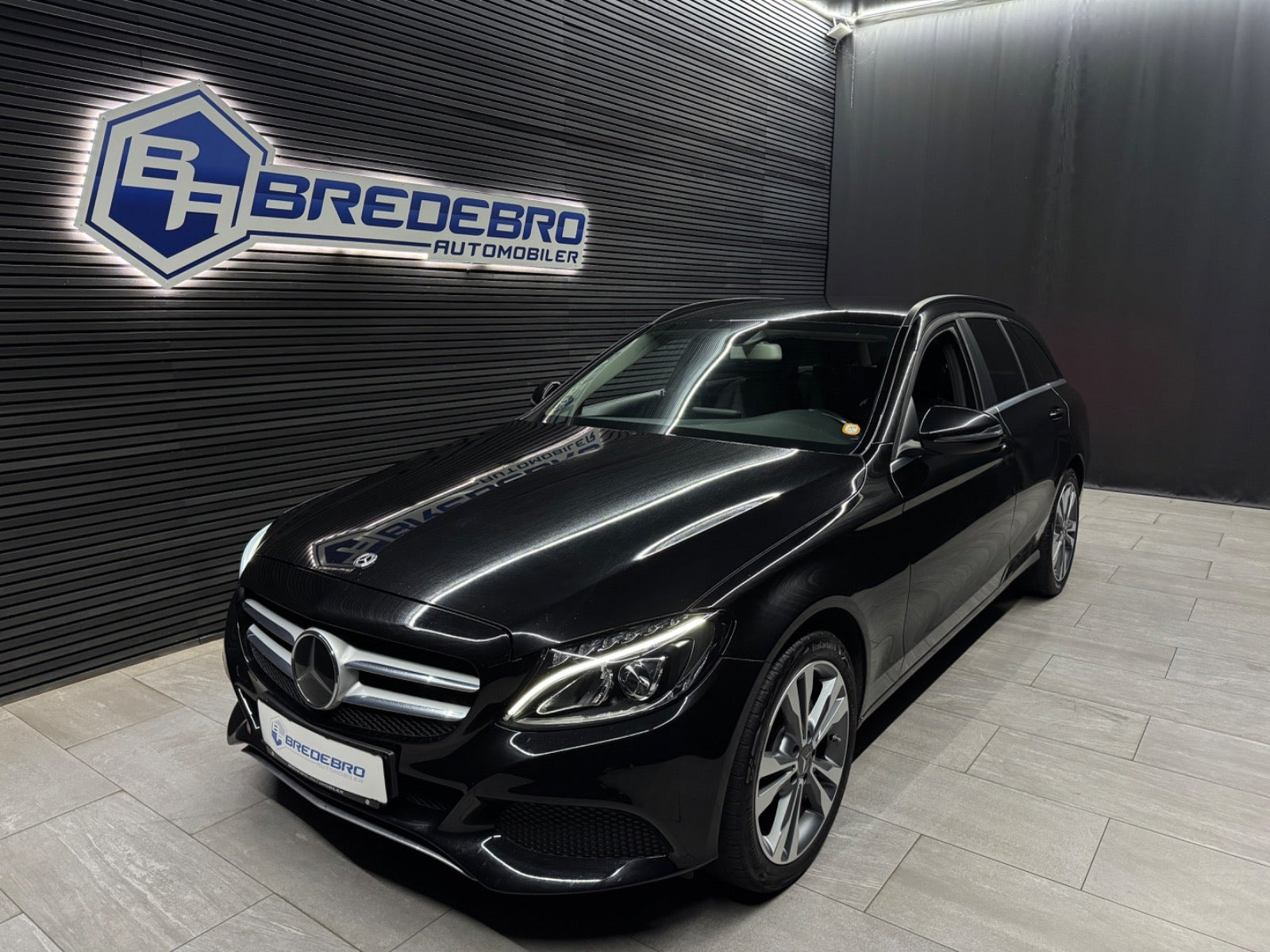 Mercedes C220 d 2,2 Avantgarde stc. aut.