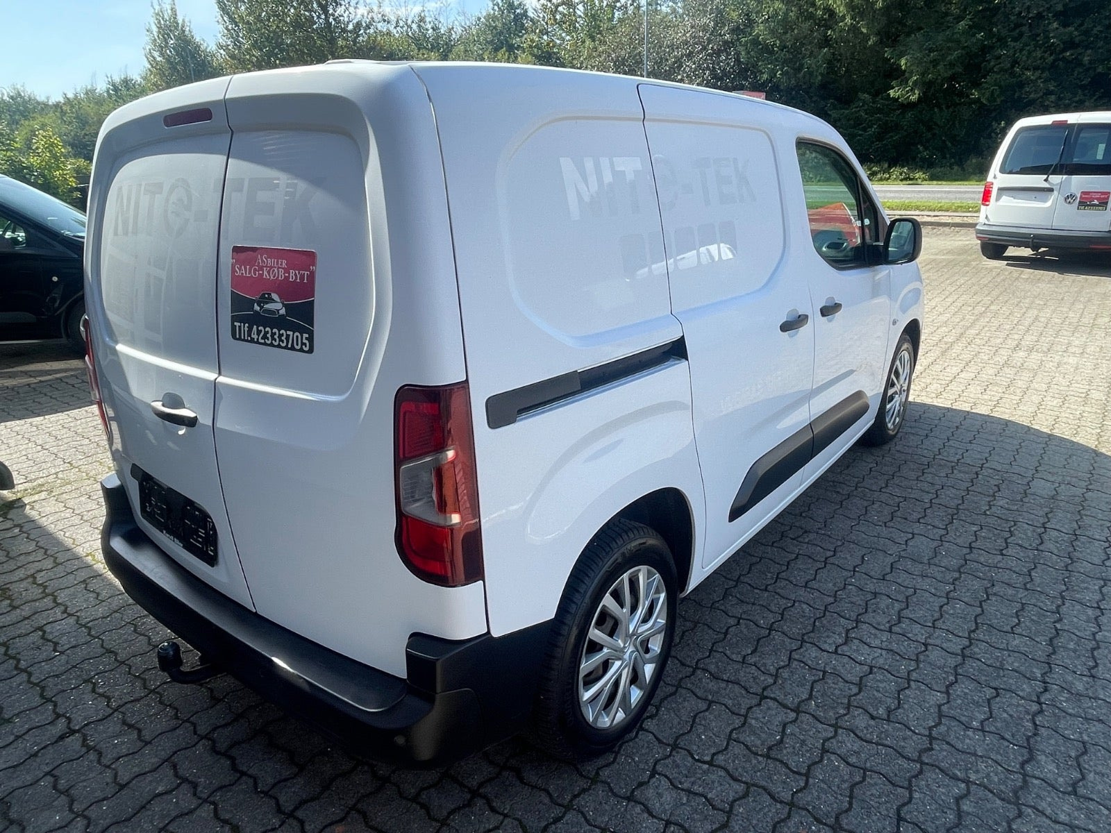 Hvid Citroën Berlingo fra 2019