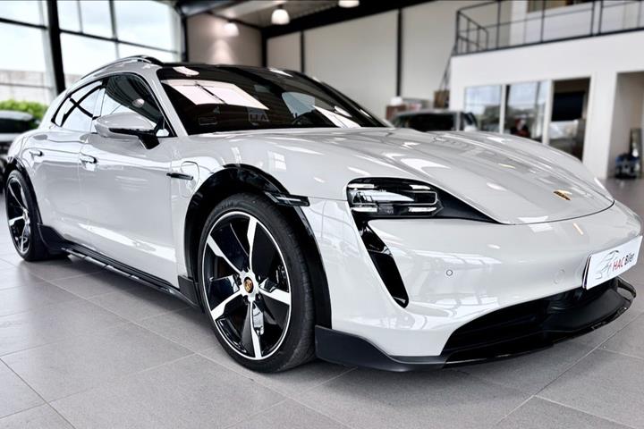 Grå Porsche Taycan 4S fra 2023