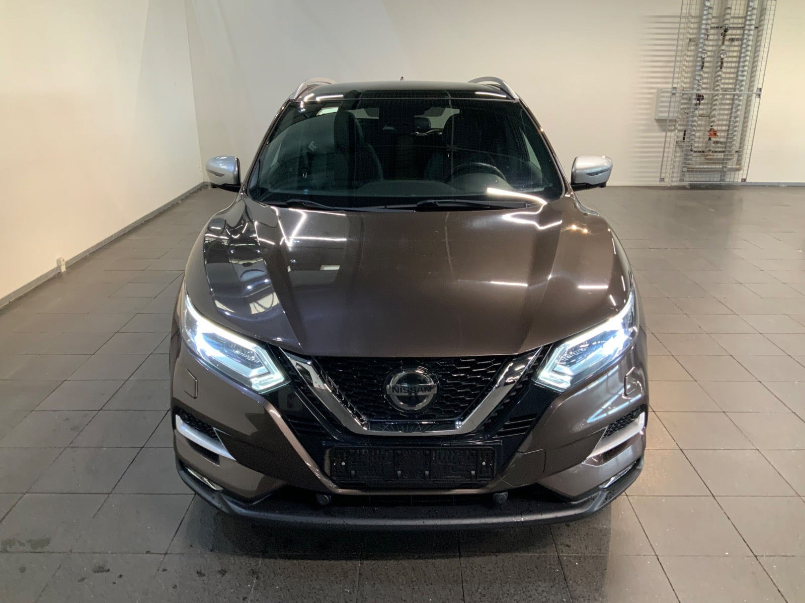 Brun Nissan Qashqai fra 2018