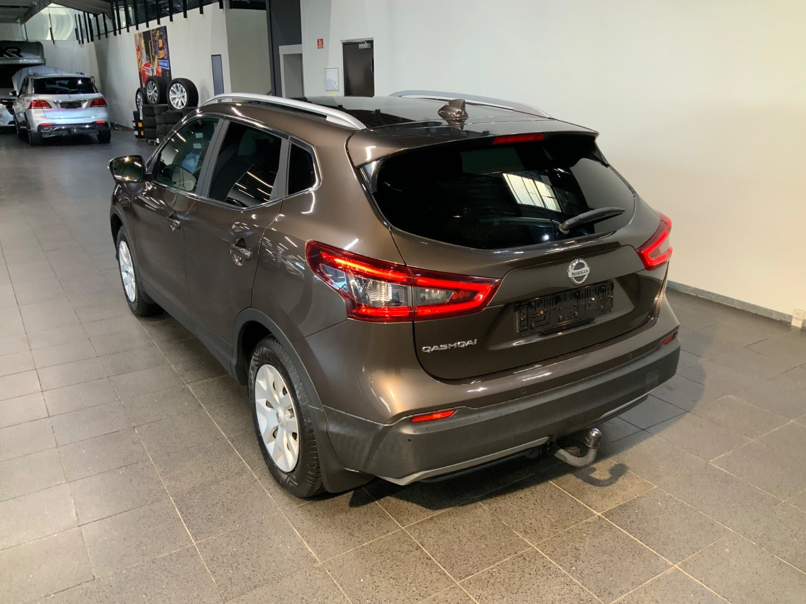 Brun Nissan Qashqai fra 2018