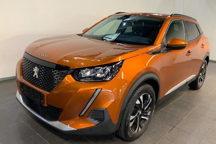 Orange Peugeot 2008 fra 2020 set udefra