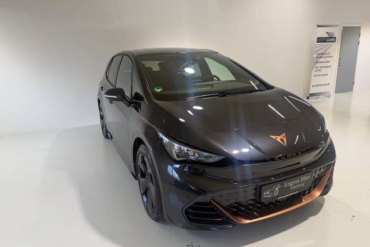 Grå Cupra Born fra 2024
