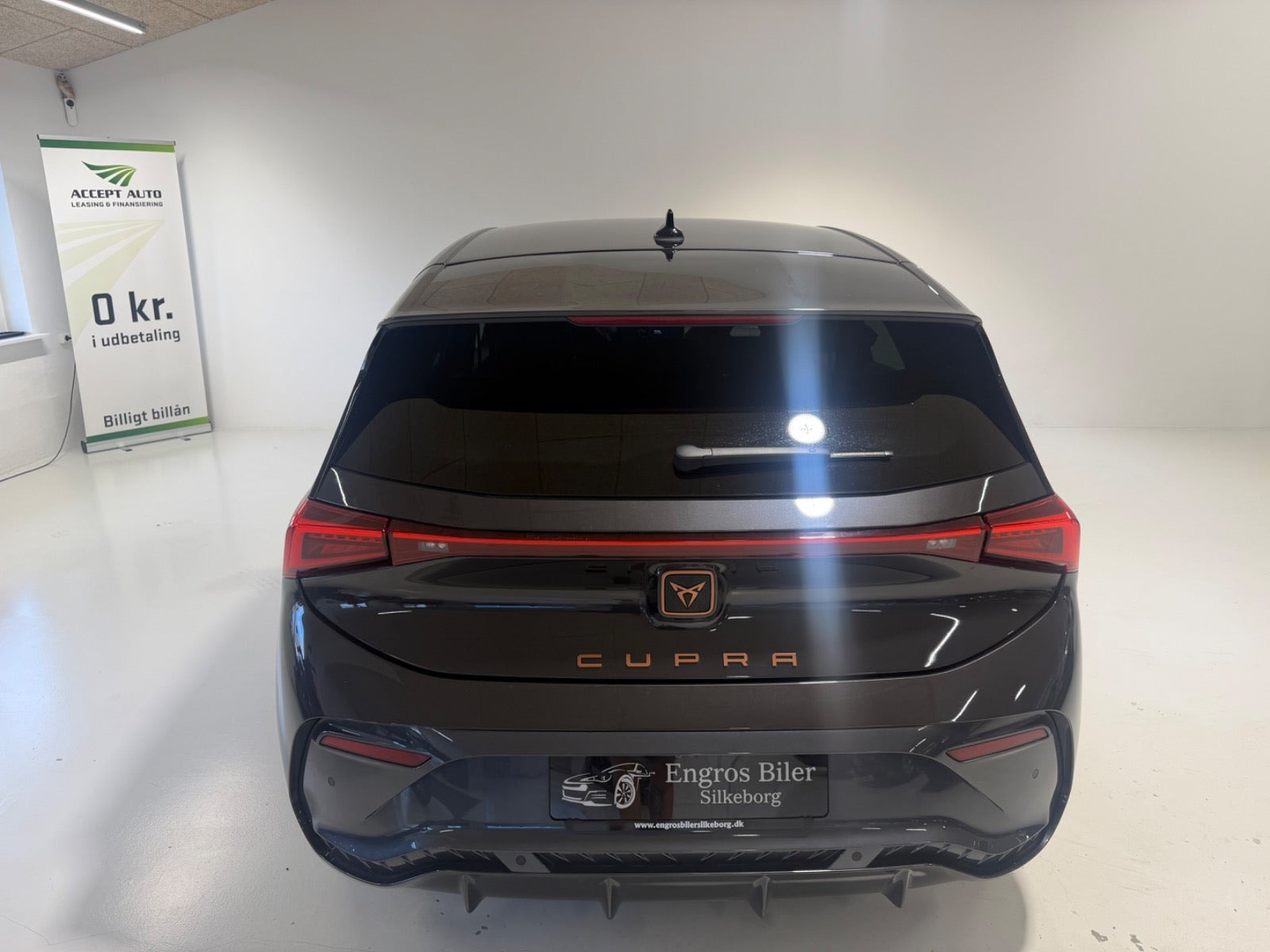 Grå Cupra Born fra 2024