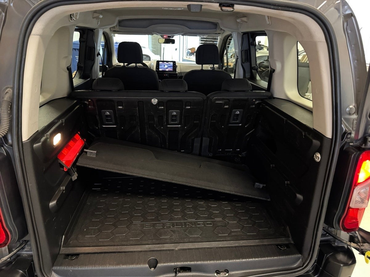 Sort Citroën Berlingo fra 2020