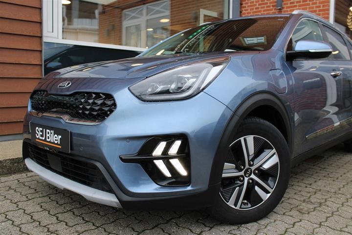 Blå Kia Niro fra 2019