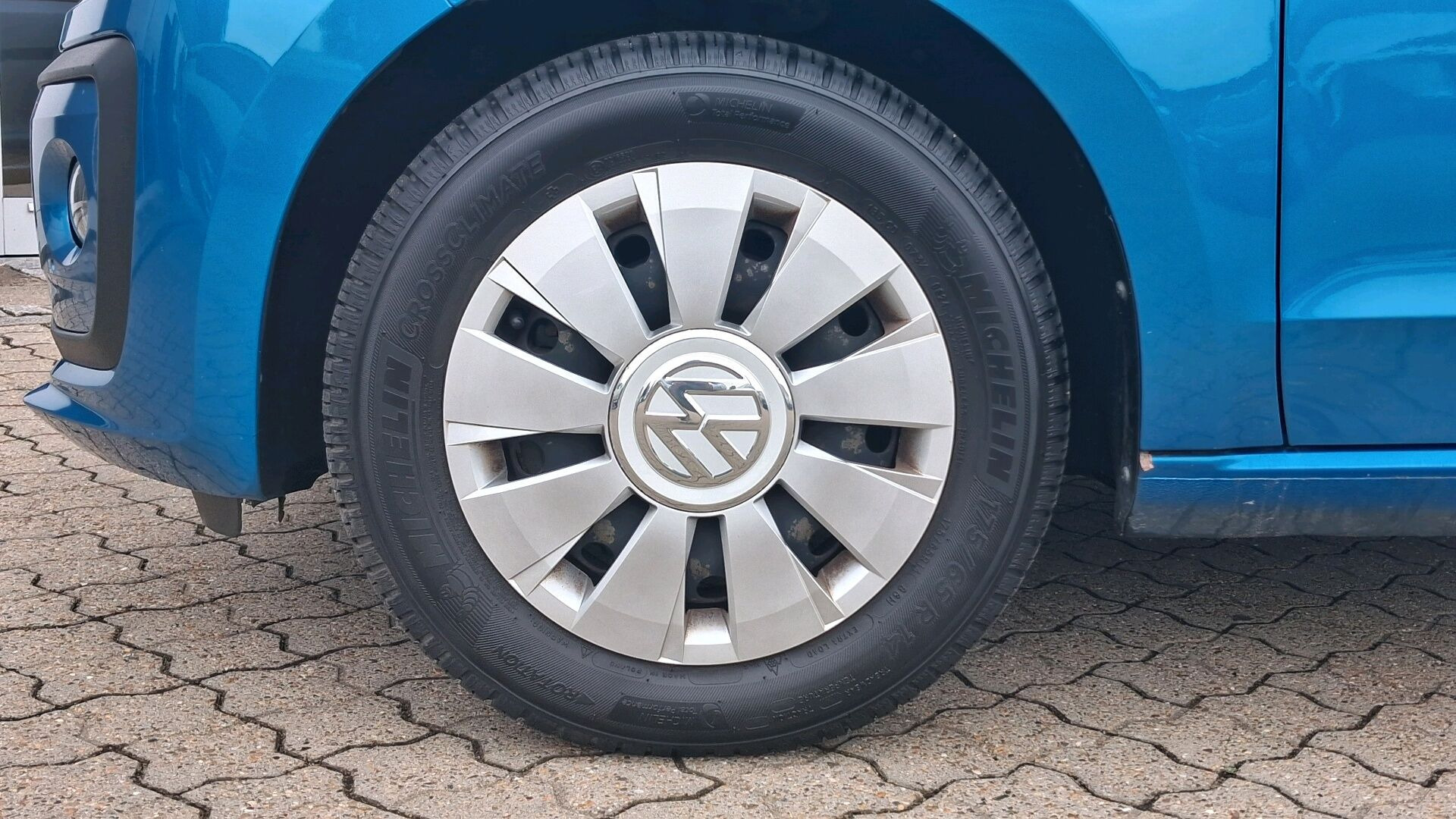 Blå VW UP! fra 2019
