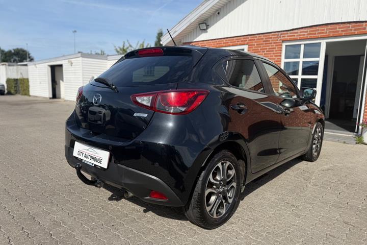 undefined Mazda 2 fra 2015