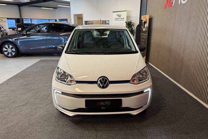 Hvid VW E-UP! fra 2023