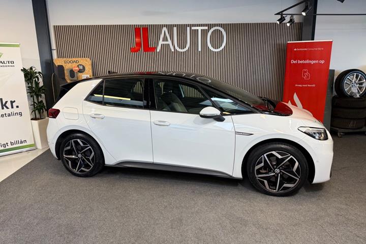 Hvid VW ID.3 fra 2023