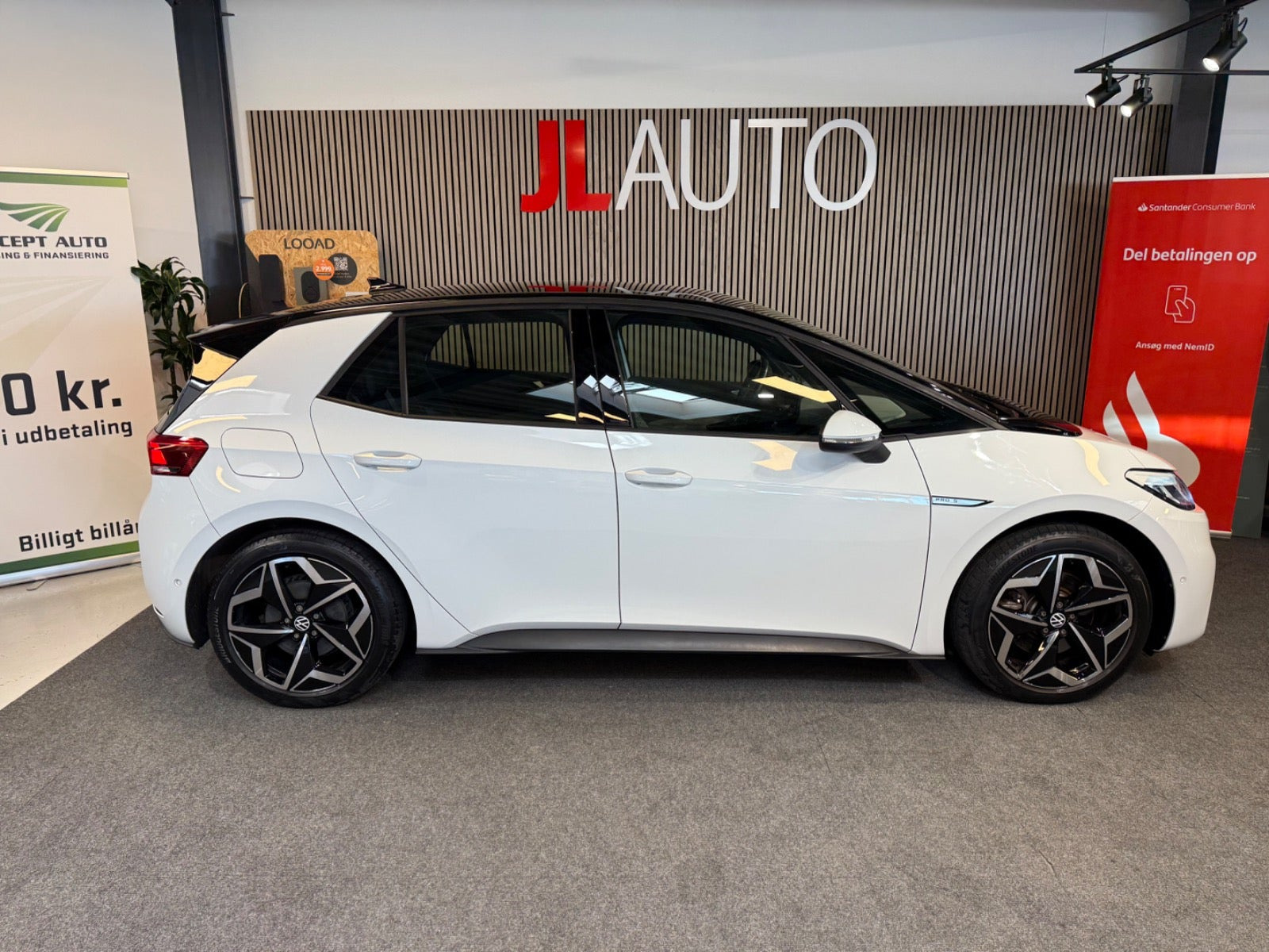 Hvid VW ID.3 fra 2023