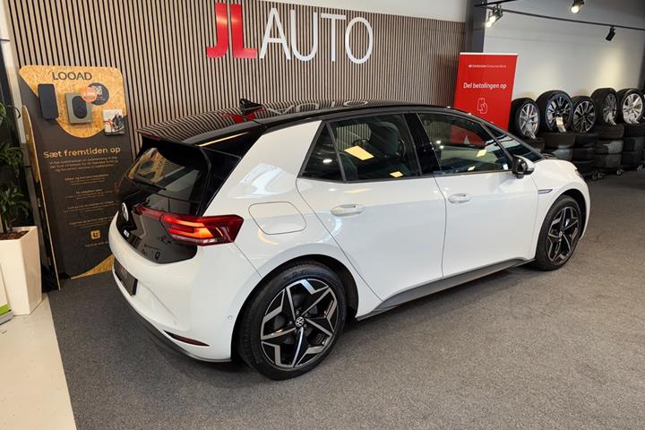 Hvid VW ID.3 fra 2023